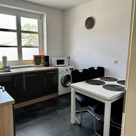 Premium Quartier - Modernes Apartment, 2 Schlafzimmer, Wlan, Parken, Kueche * Merseburg