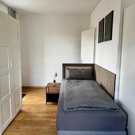 Apartment Premium Quartier - Modernes Apartment, 2 Schlafzimmer, Wlan, Parken, Kueche Merseburg